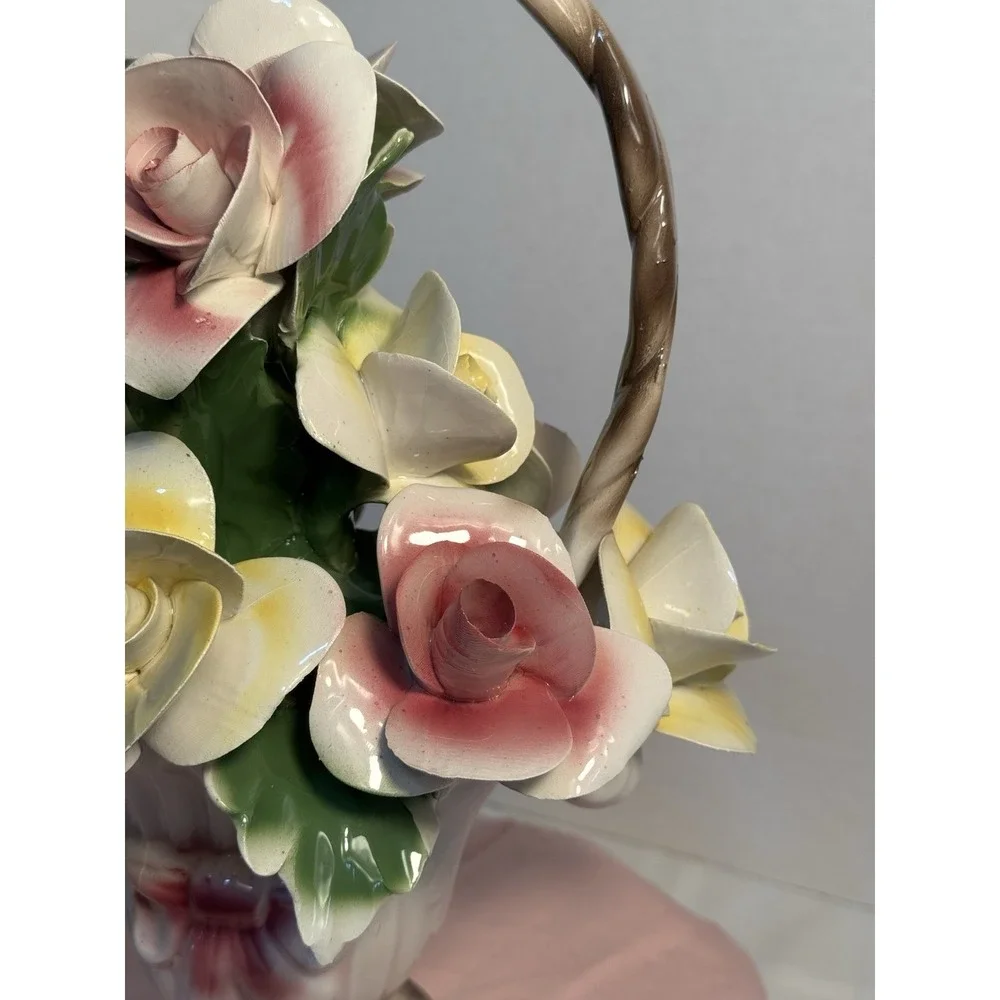 Large 12x10 Capodimonte‎ Roses Basket Italy Porcelain Vintage